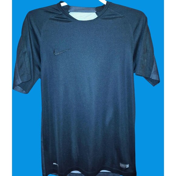 Nike Dri-Fit Black Short-Sleeve Athletic Shirt Medium Football - Picture 1 of 9